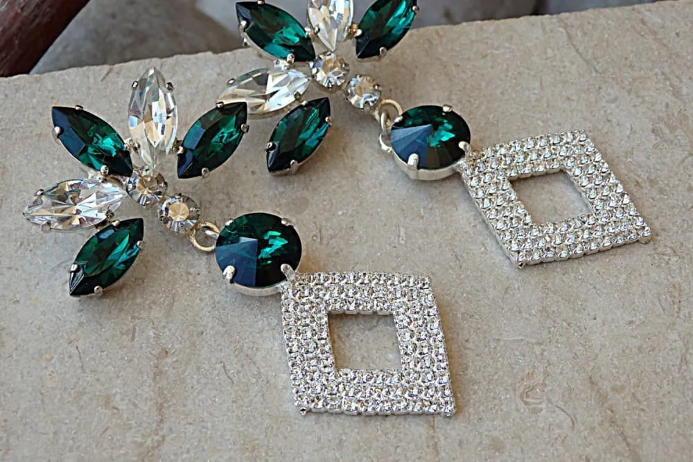 Cluster dangle earrings