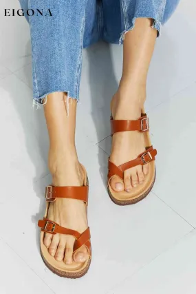 Coastal Escape Toe Ring Footbed Slide Sandal
