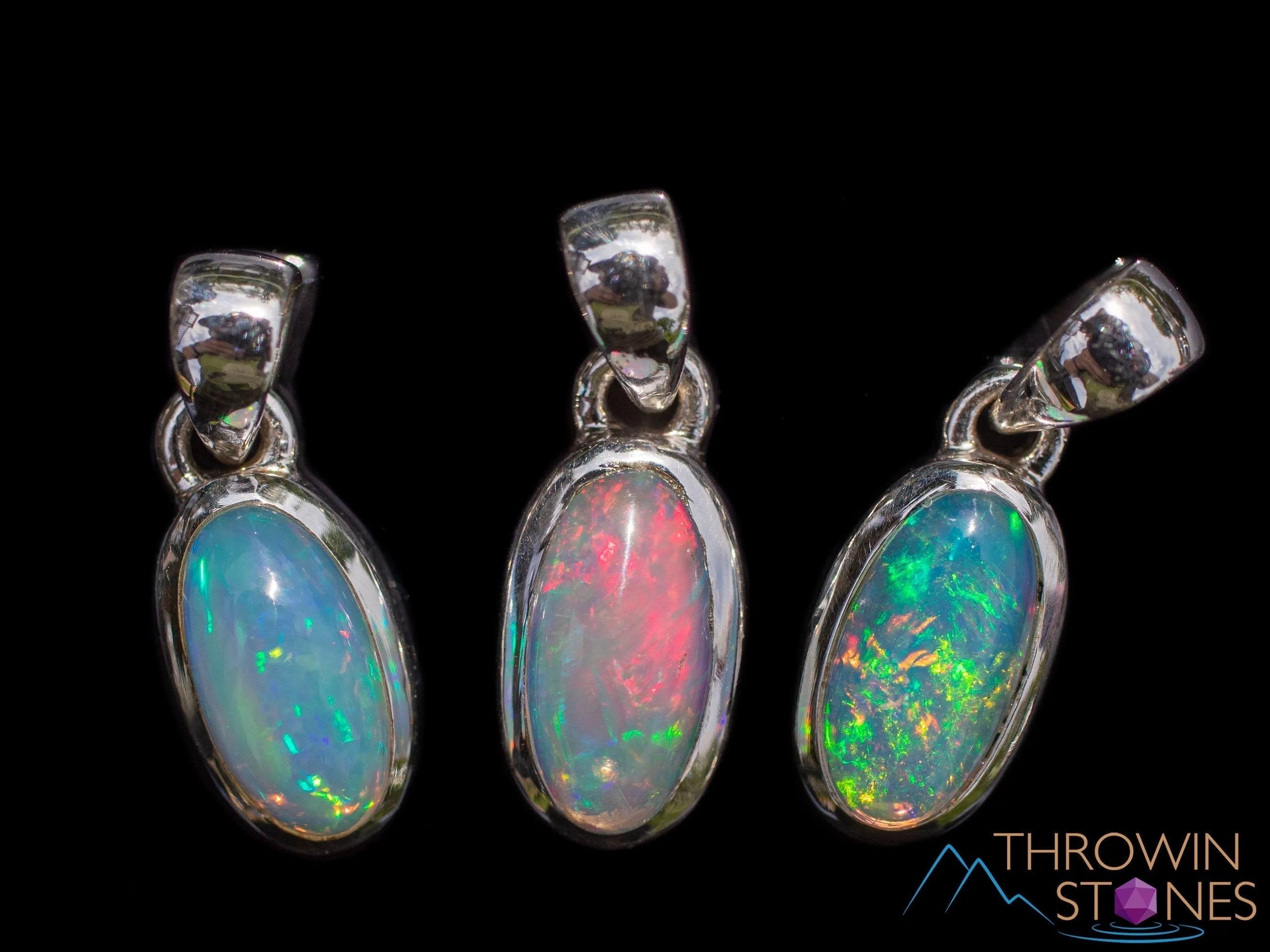 OPAL Pendant - Sterling Silver, Oval, Small - Birthstone Jewelry, Opal Cabochon Necklace, Welo Opal,  E1876