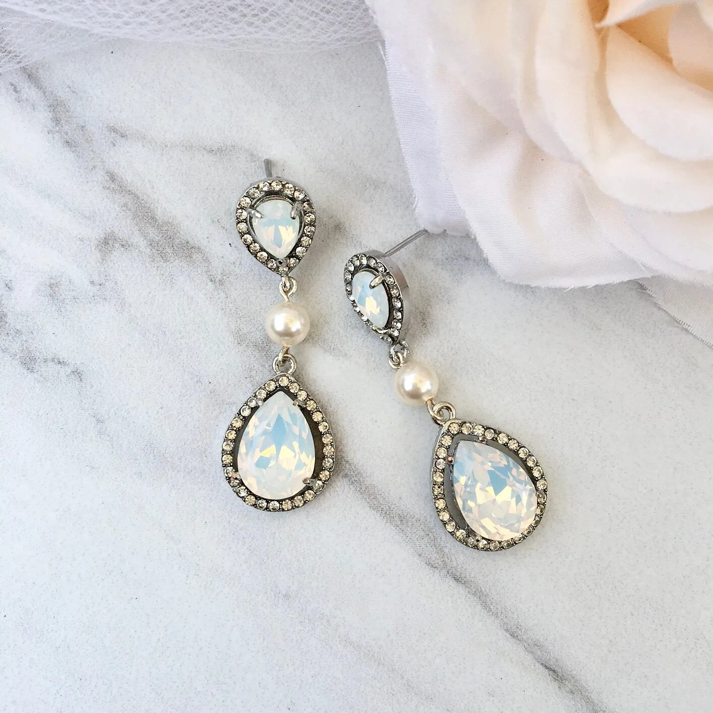 "Opal" - Pearl and Opal Bridal Jewelry Set