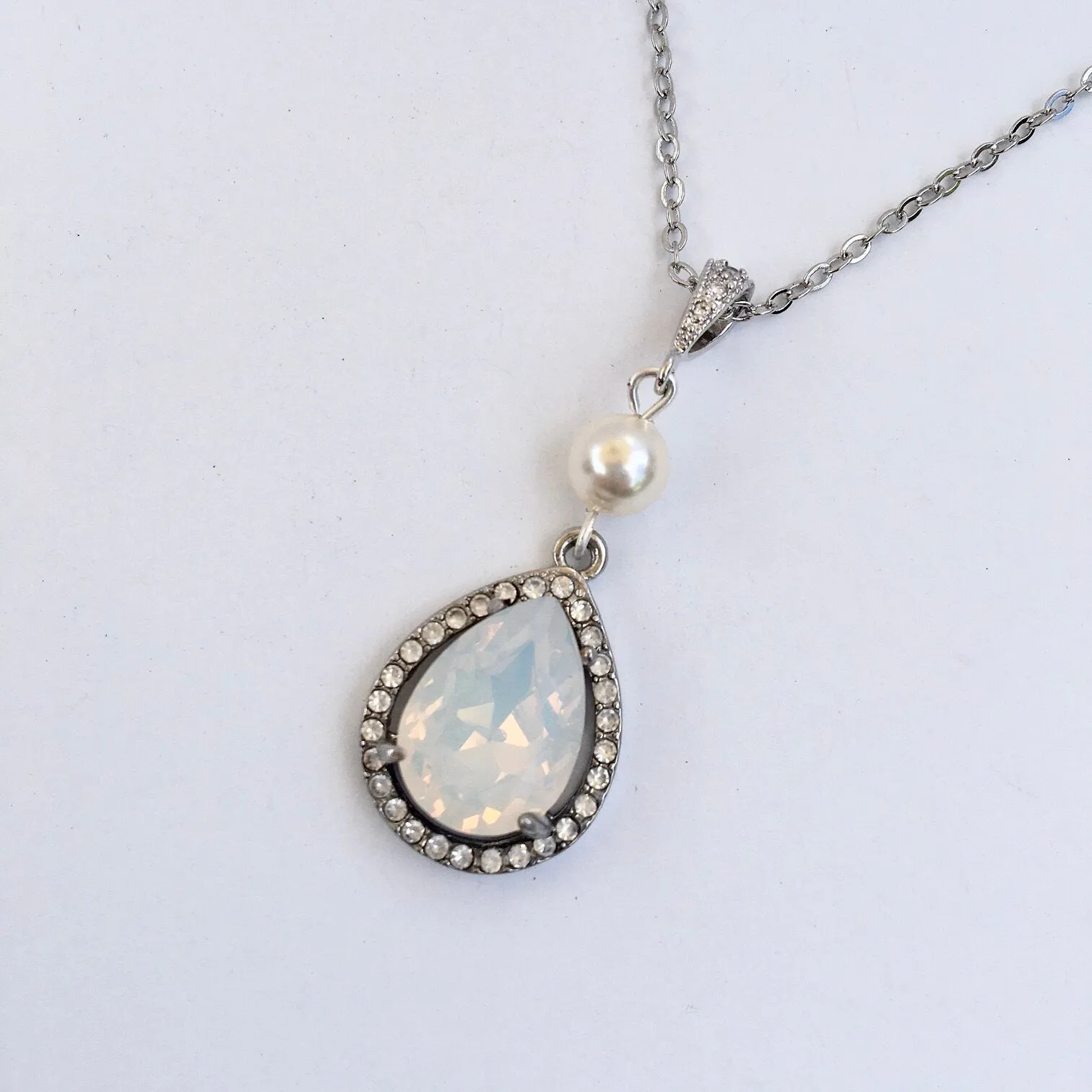 "Opal" - Pearl and Opal Bridal Jewelry Set